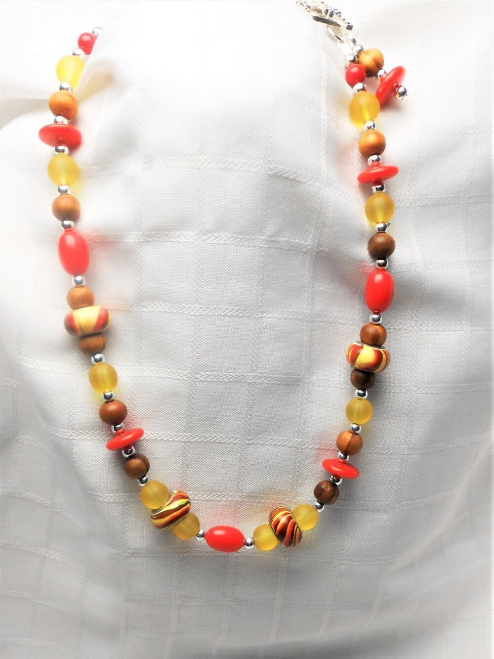 No 1171 Handmade set: necklace and earrings with handmade lampwork glass beads